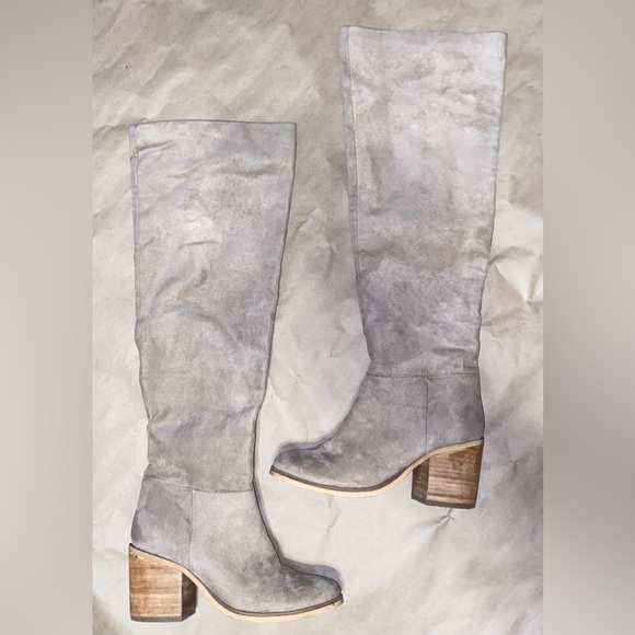 ABOUND Suede Knee Boots Women’s Size 4.5 - Picture 2 of 9